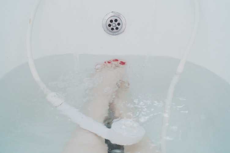 Ez a fürdő kezeli a test savasságát, a bőr problémáit, megszünteti az ízületi fájdalmakat és az izomgörcsöket